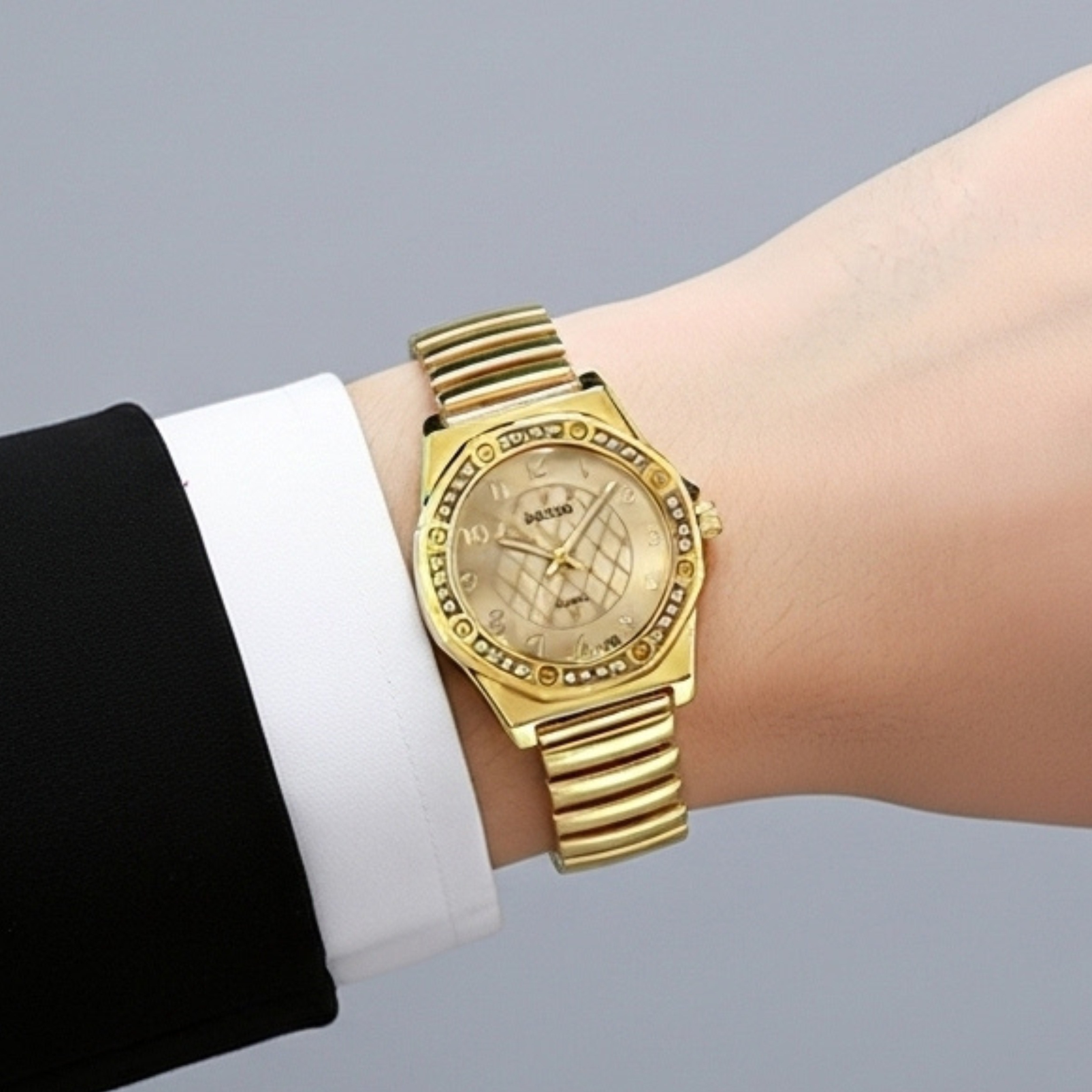 Edward Watches – Elegant Gold Dial Stainless Steel Watch for Women